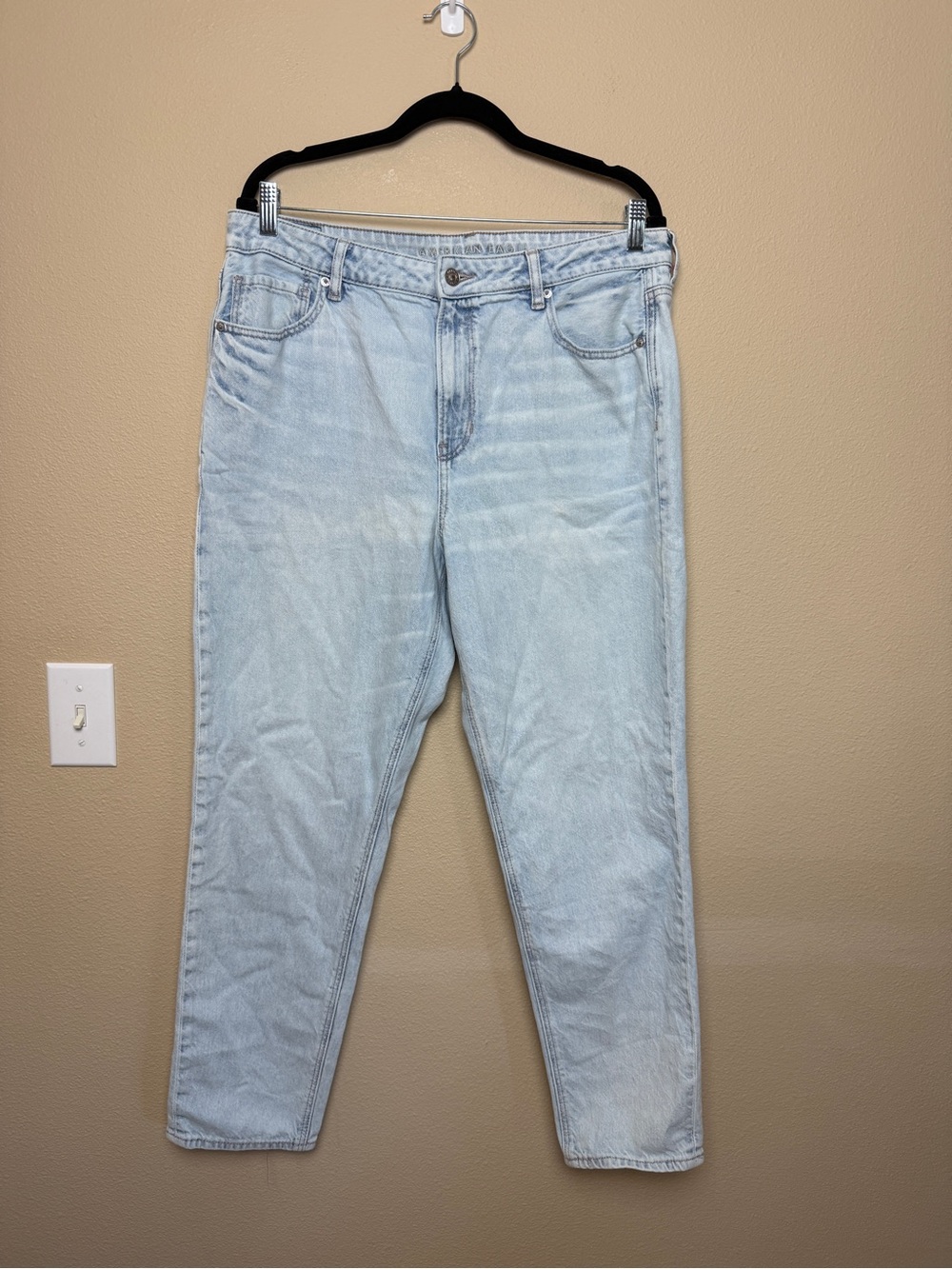American Eagle Women’s Jeans Size 16